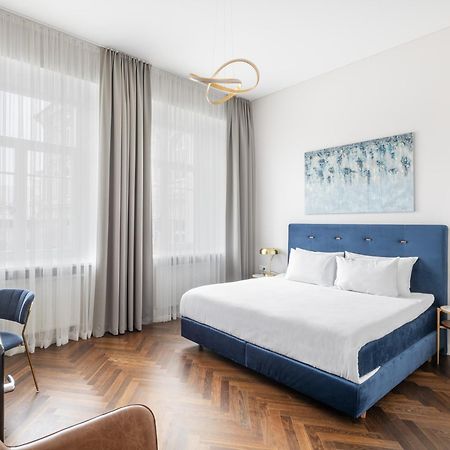 Aparthotel Grand Crown à VNO Extérieur photo