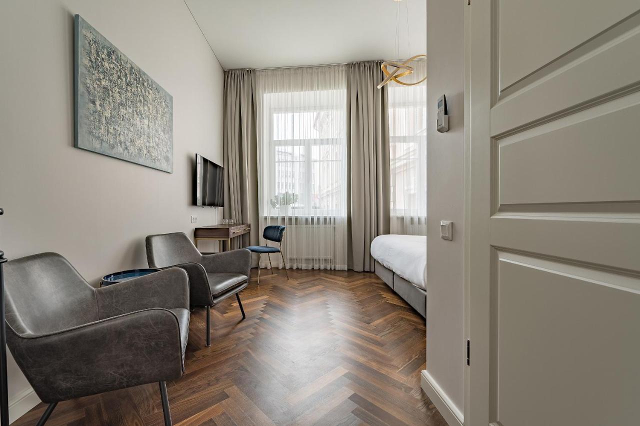 Aparthotel Grand Crown à VNO Extérieur photo